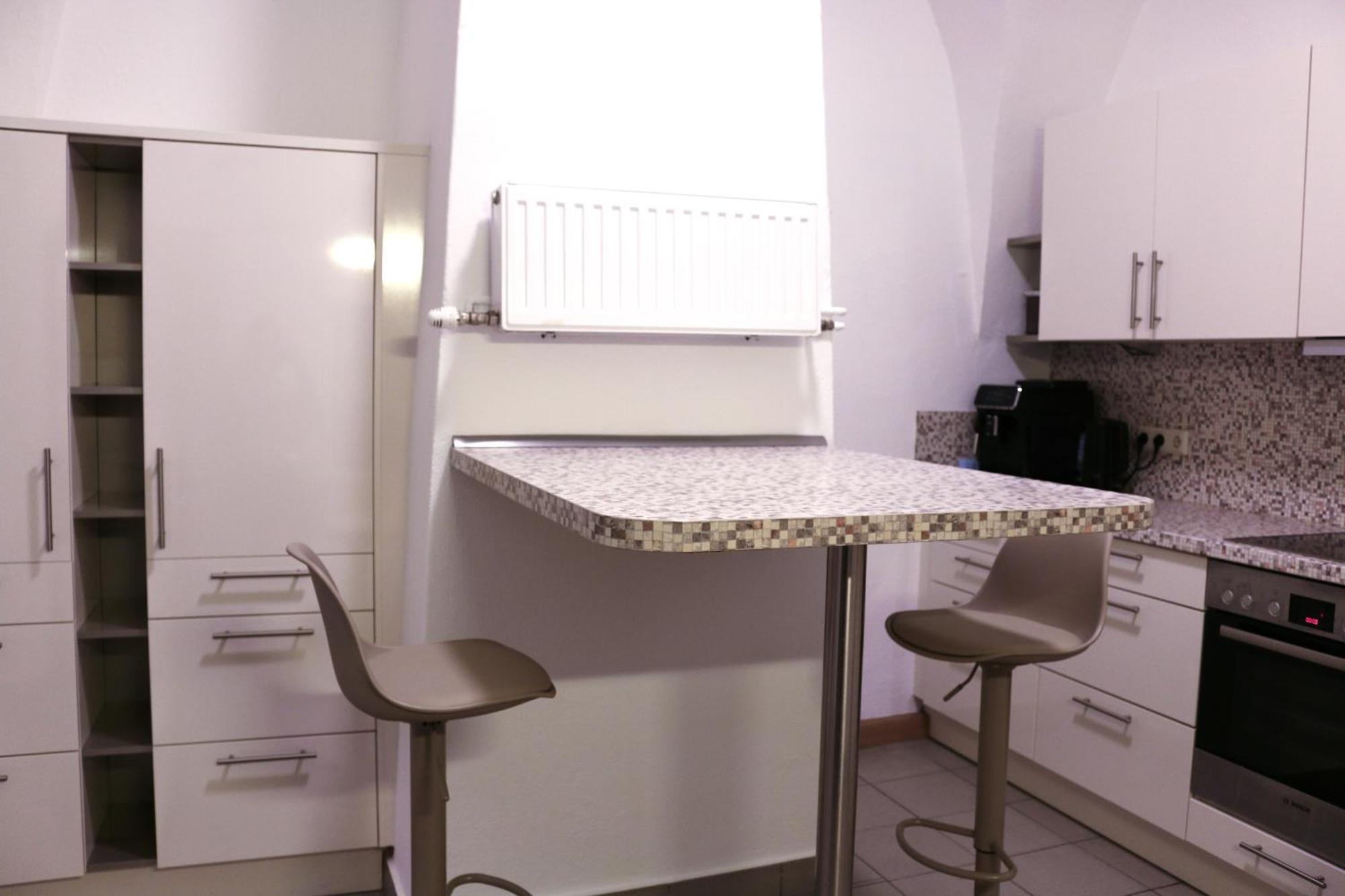 Yr Apartment Im Stadtzentrum - Billardtisch - Parkplatz - 140Qm Bautzen Eksteriør bilde
